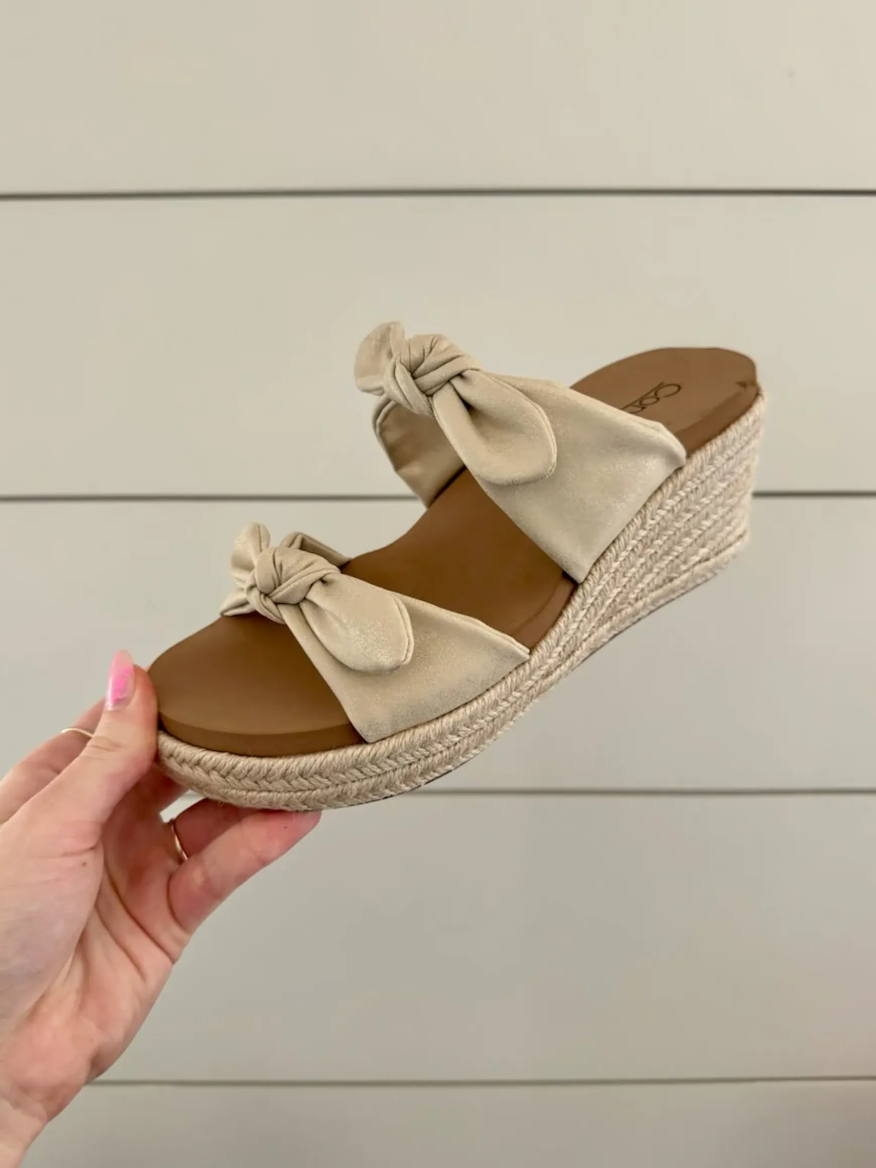 Tie The Knot by Corkys - Gold Wash Metallic