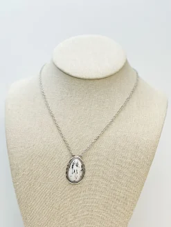 Western Semi-Precious Stone Pendant Necklace - White
