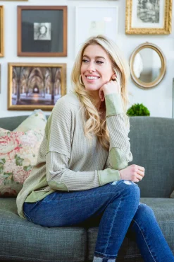 Winding Roads Top In Sage